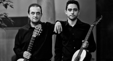 Twelve Strings «Enrique Muñoz»